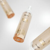 POWDER TORNADO BODY MIST – ΣΠΡΕΪ ΣΩΜΑΤΟΣ ΜΕ ΠΟΥΔΡΑ, ΤΡΙΑΝΤΑΦΥΛΛΟ & ΞΥΛΩΔΗ ΝΟΤΕΣ (200ML)